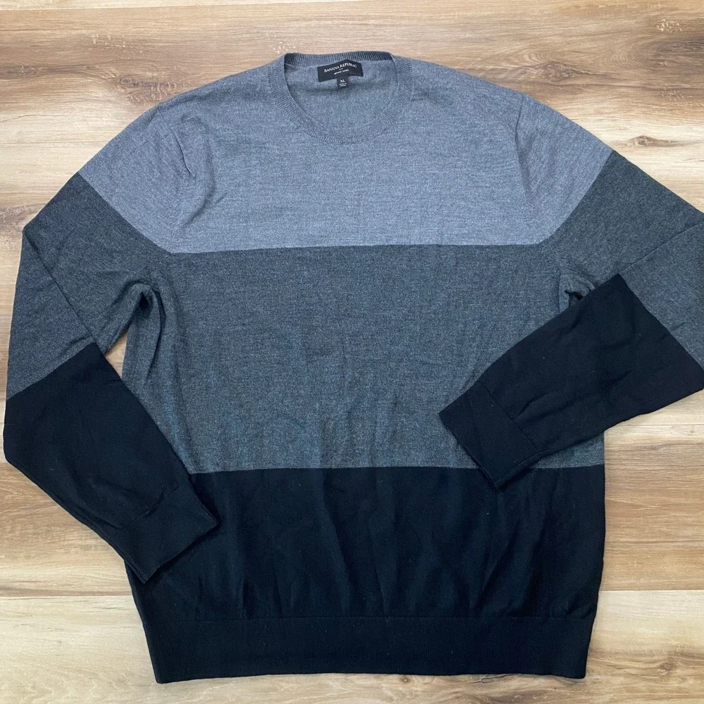 Banana Republic Sweater XL Colorblock Merino Wool Crewneck Grey Black